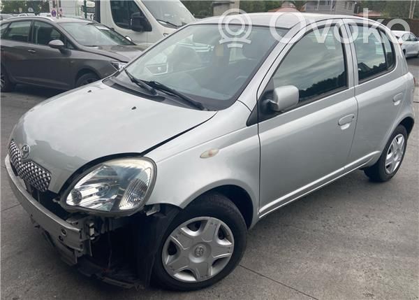 Yaris Yaris  173647