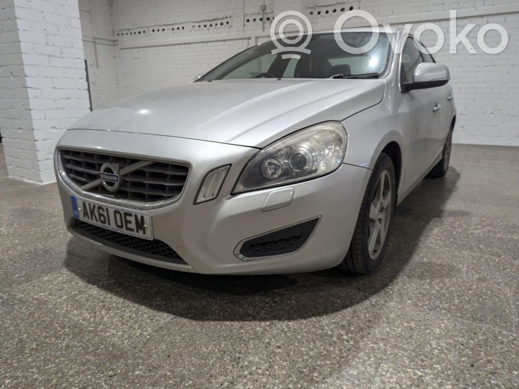 S60 S60  31316675