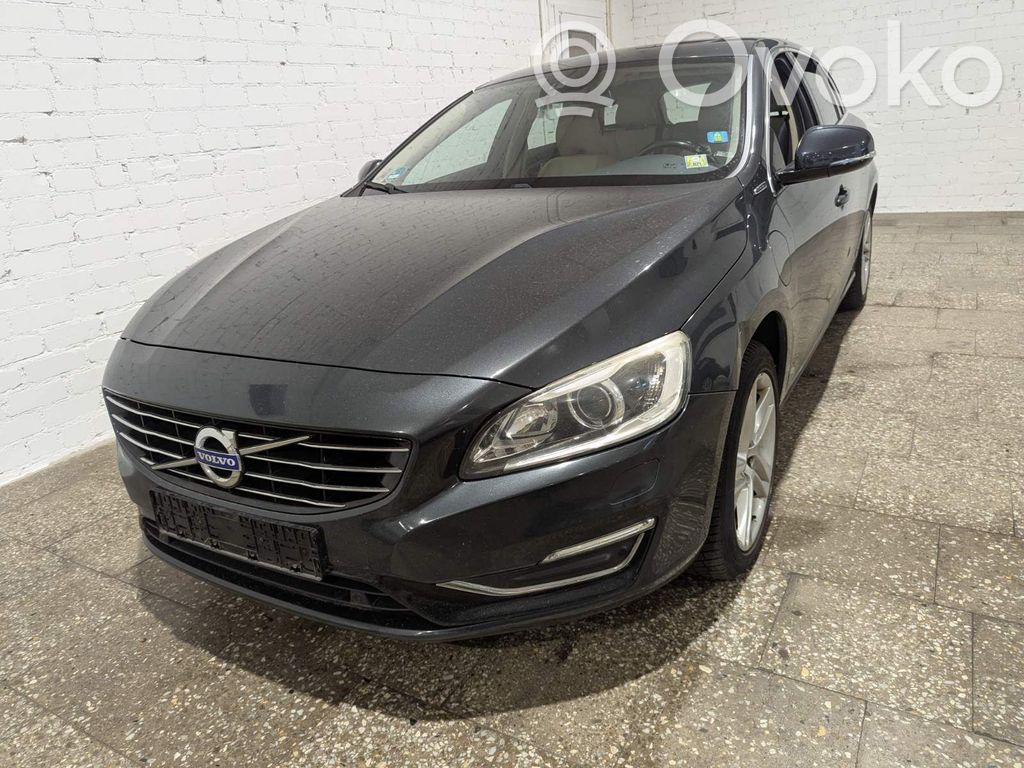 V60 V60, V60 Cross Country  31394783