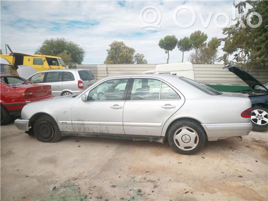 E W210 E-class, AMG (W124, W210, W211, W212, W213, C207, W238)  D611961