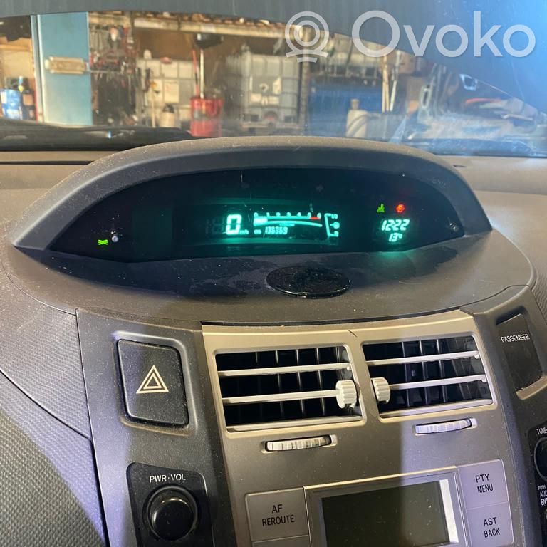 Yaris Yaris  851100D080