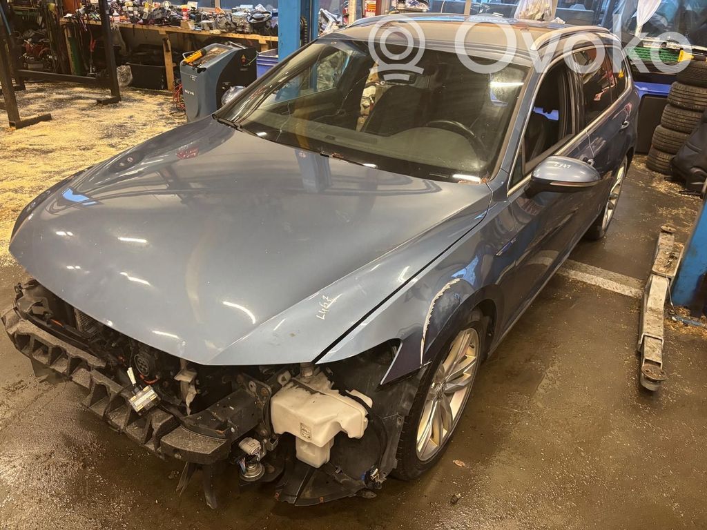 PASSAT B8 Passat  3Q0907530D