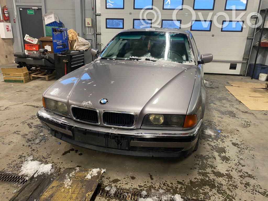 7 E38 Series 7  8376992