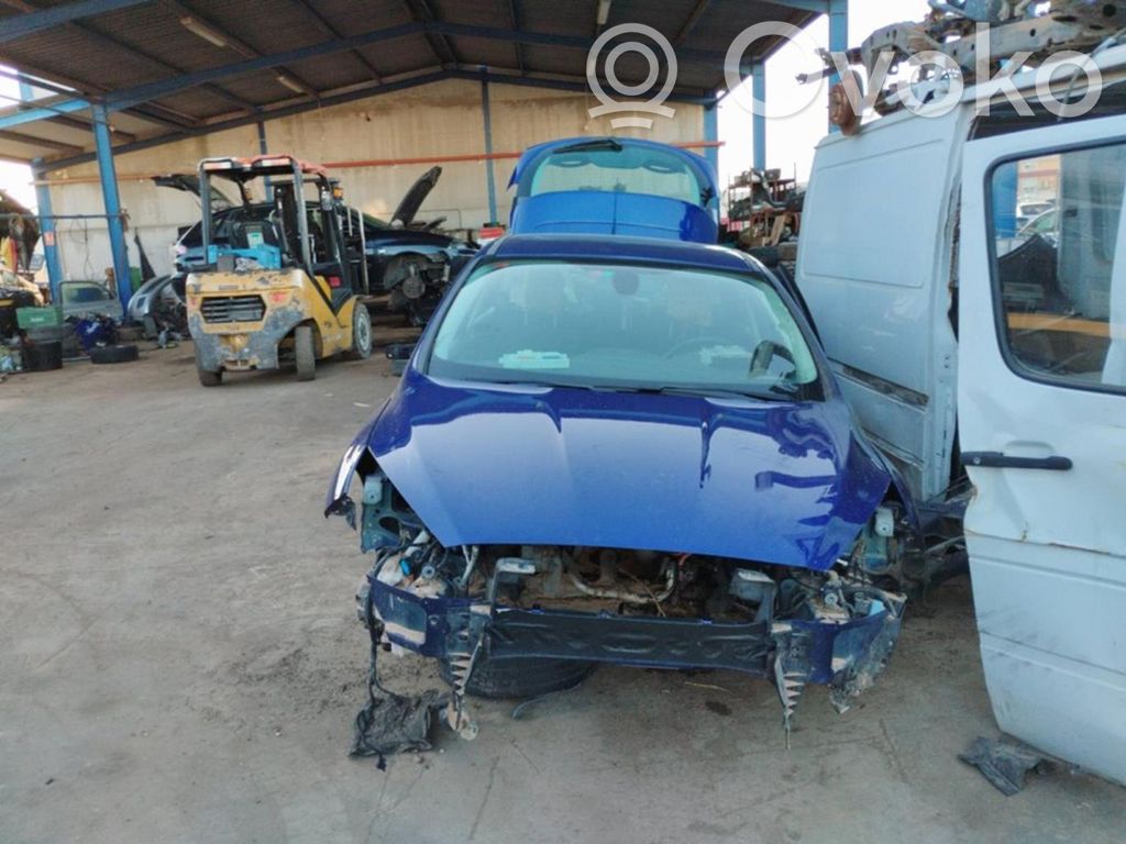 Focus Focus  F1EB17B635