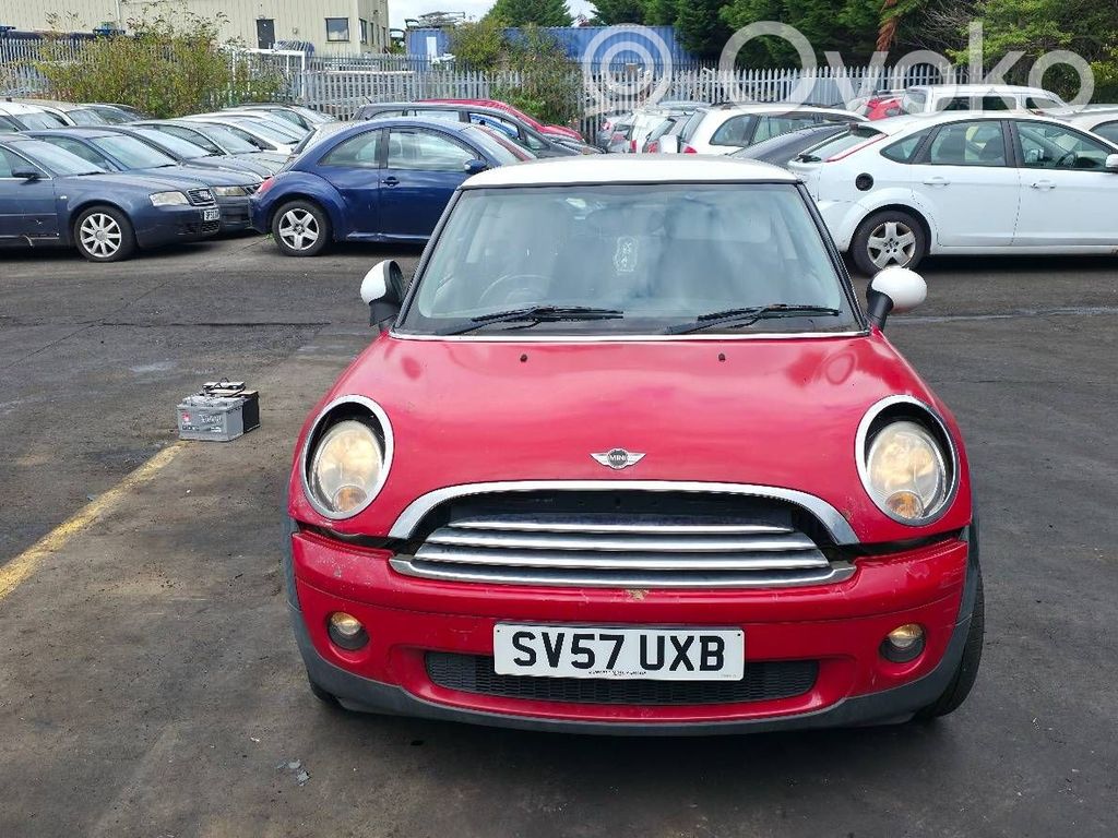 One - Cooper Coupe R56 One/Cooper Coupe R56