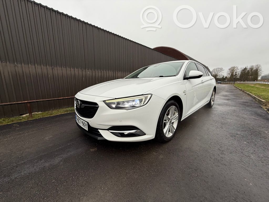 Insignia B Insignia  84225594
