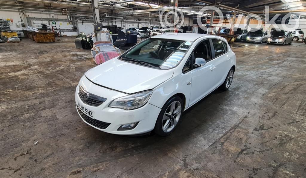 Astra J Astra  13581885