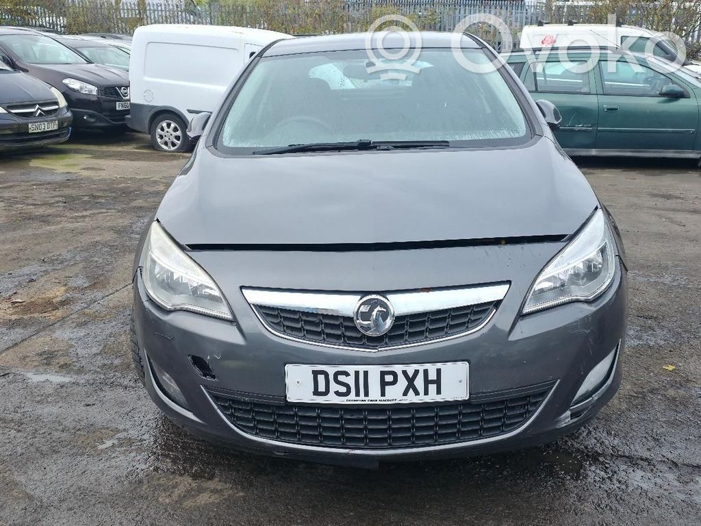 Astra J Astra  13589056