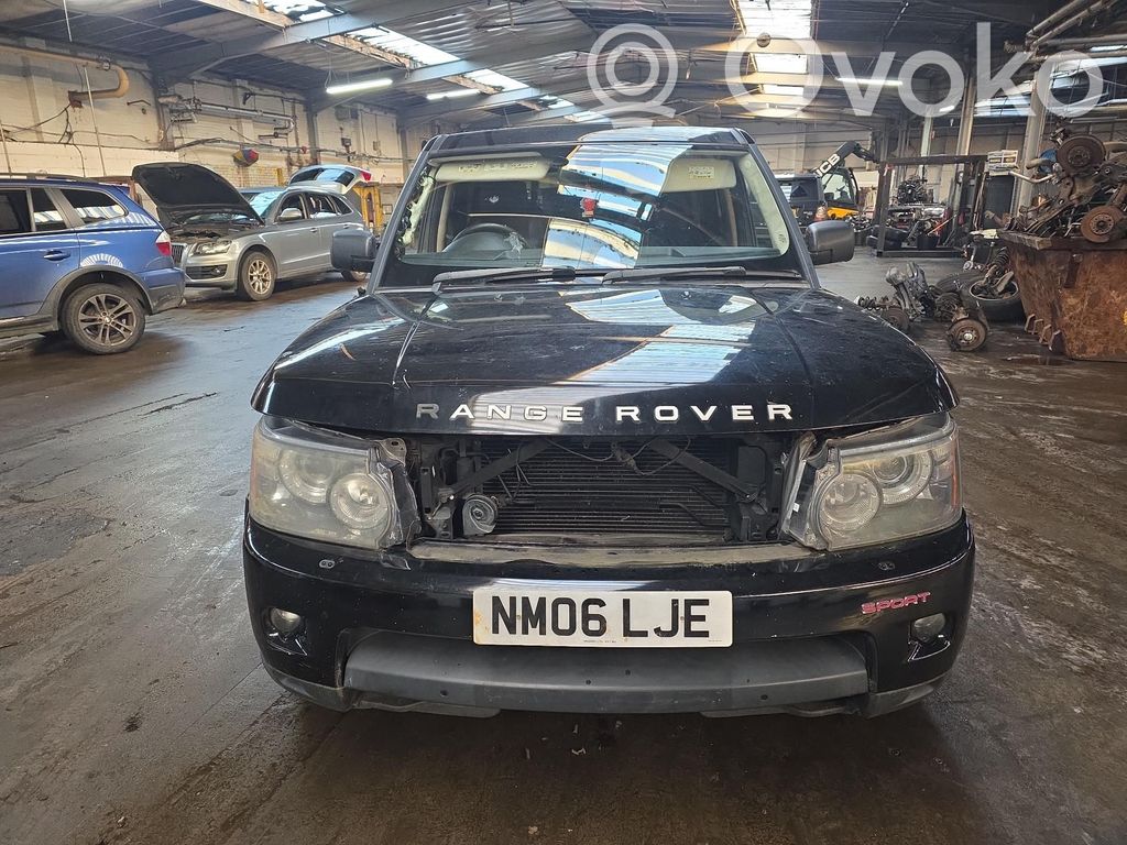 Range Rover Sport L320 Range Rover  SNF500026