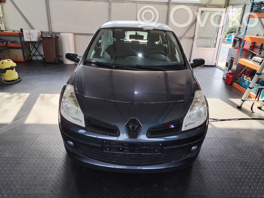 Clio III Clio  8200471885