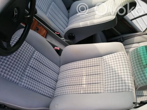 E W124 E-class, AMG (W124, W210, W211, W212, W213, C207, W238)