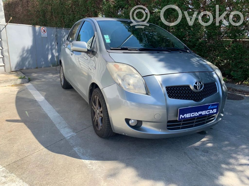 Yaris Yaris