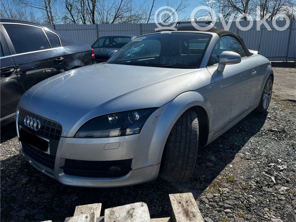 TT TTS Mk2 TT, TTS  8J7867233