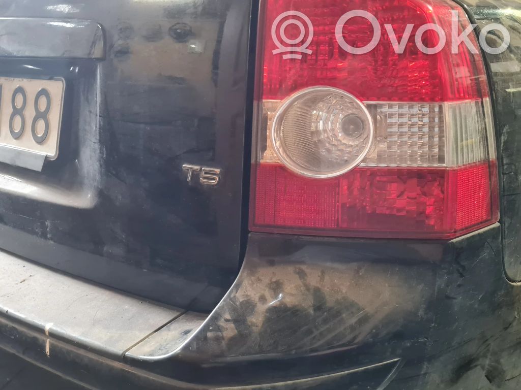 V50 V50  44590
