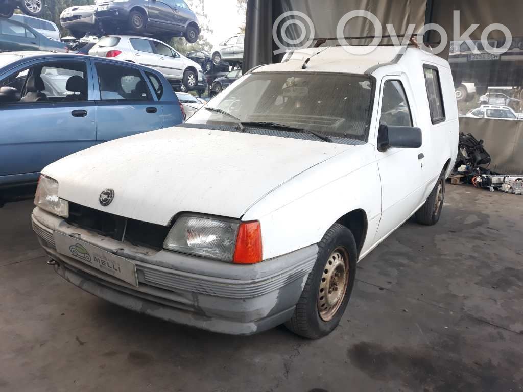 Kadett E Kadett  90181003
