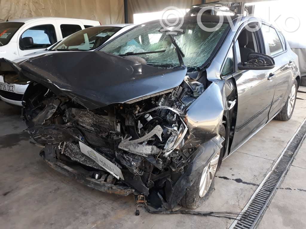 Astra J Astra  13271827