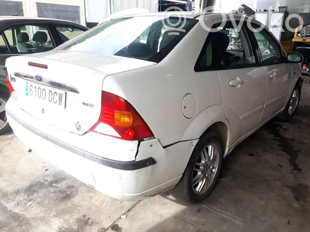 Focus Focus  YS6Q6675AF
