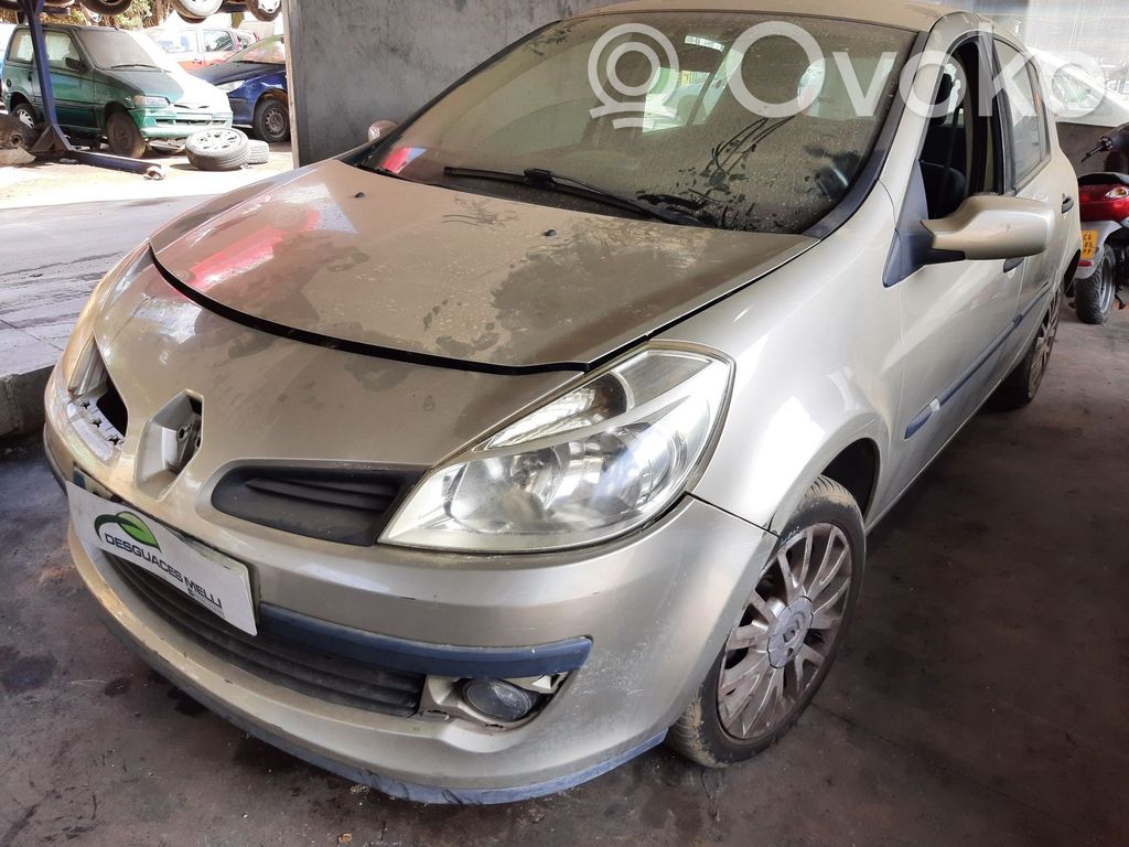 Clio III Clio  331457
