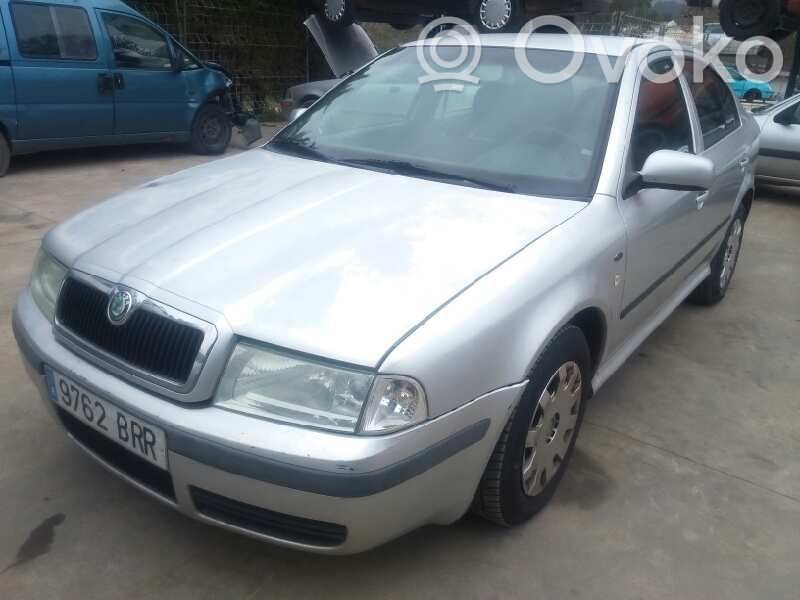 Octavia Mk2 (1Z) Octavia  1U6945096