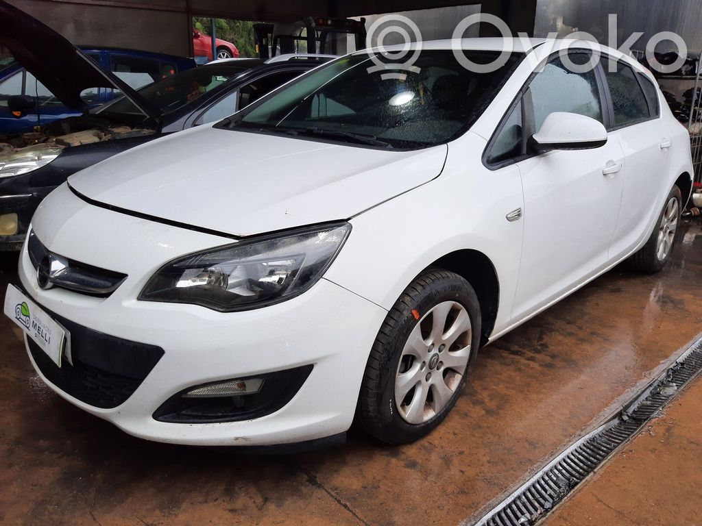 Astra J Astra  OM612967
