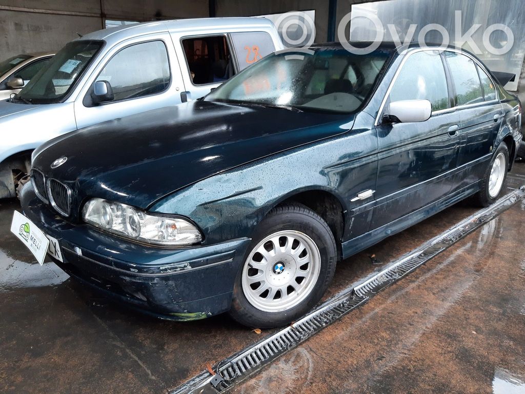 5 E39 Series 5  8226050
