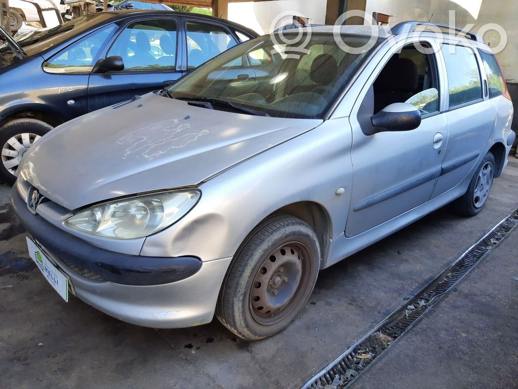 206 206, 206+  9648213777