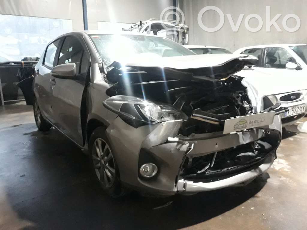 Yaris Yaris  896500D294