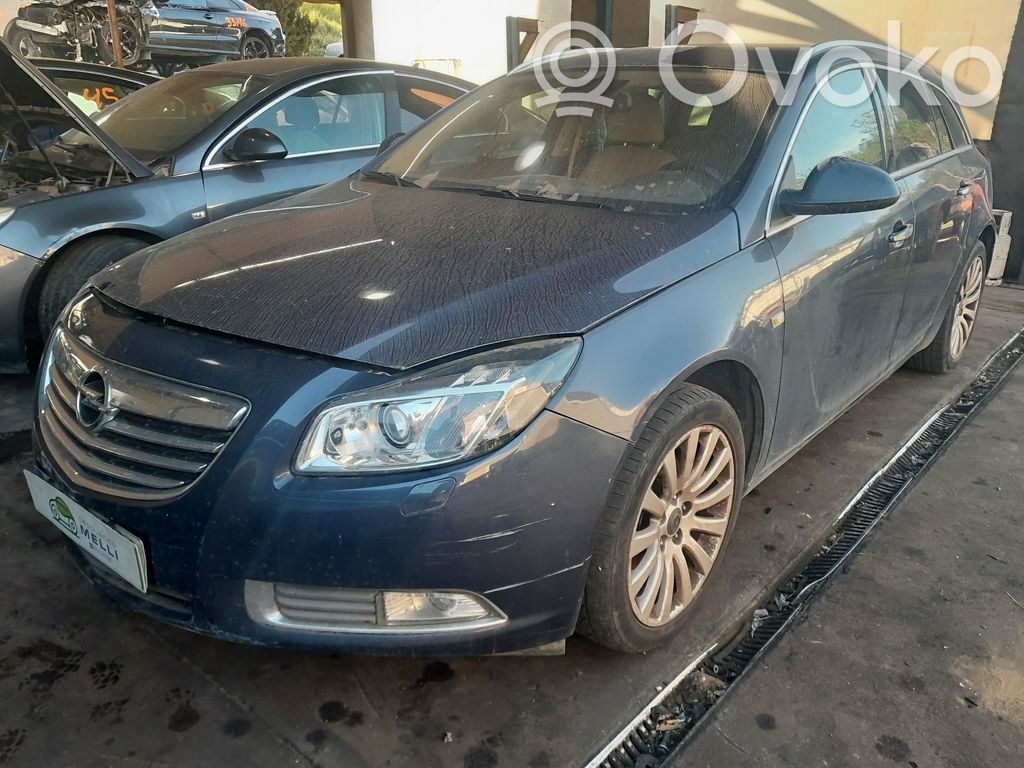 Insignia A Insignia  13578320