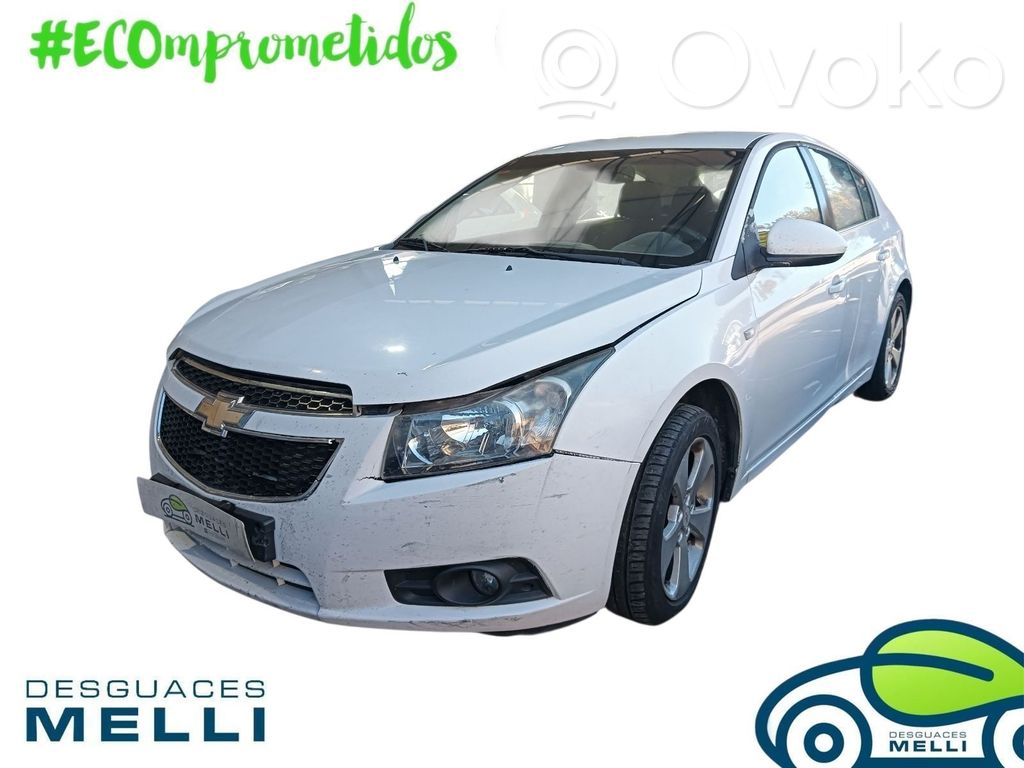 Cruze Cruze  95268891