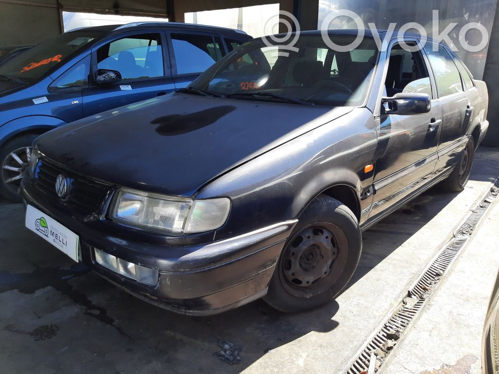 PASSAT B3 Passat  3A0837235