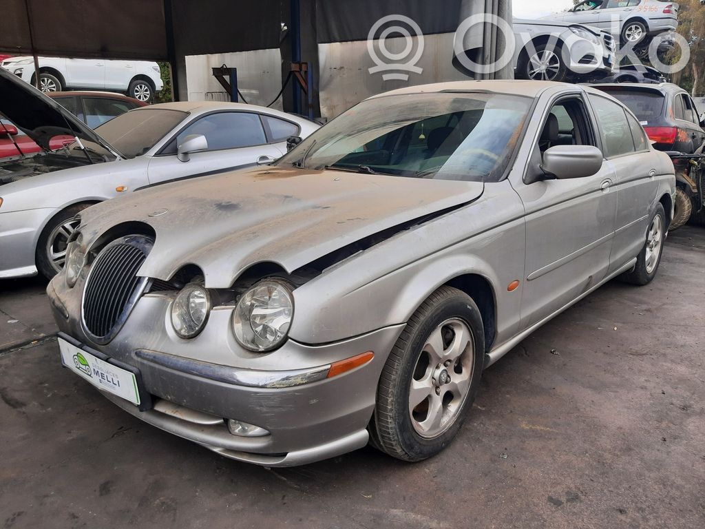 S-Type S-Type  V99552
