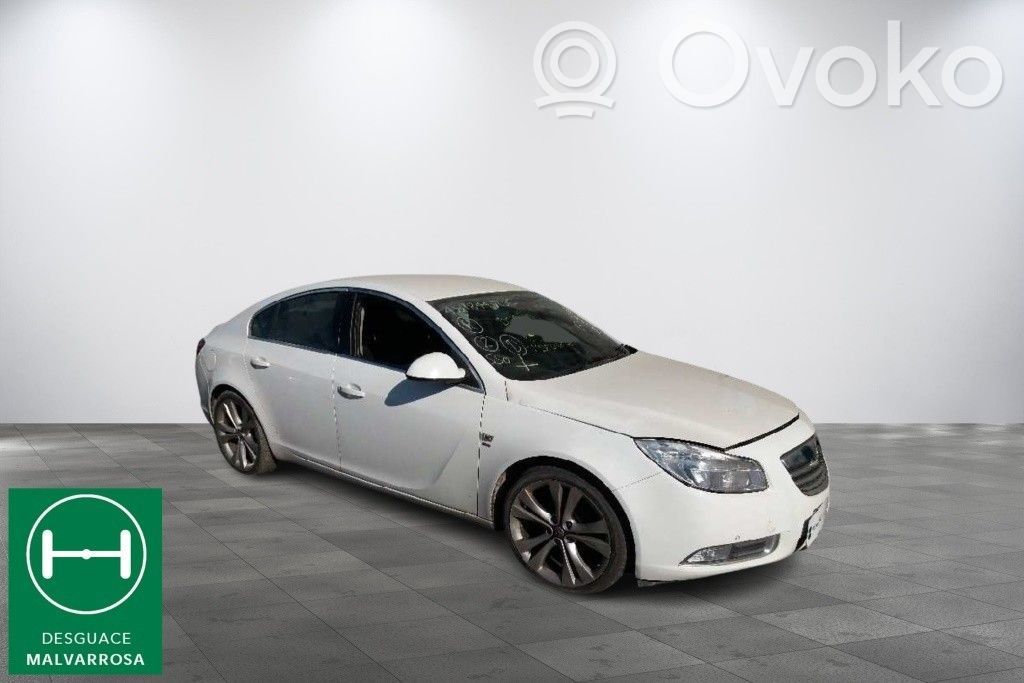 Insignia A Insignia  860335