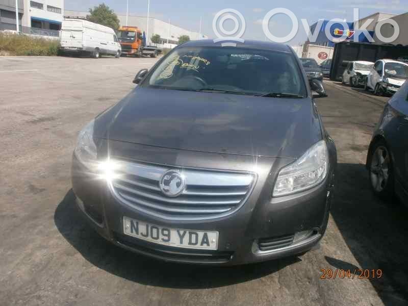 Insignia A Insignia  13250357