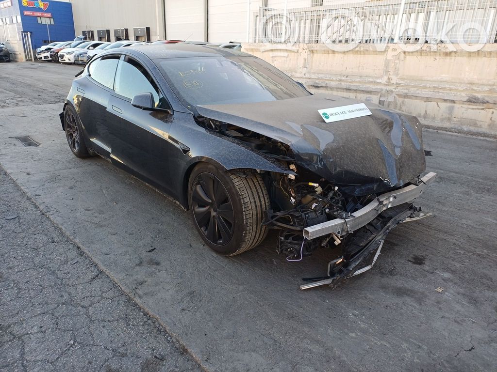 Model S Tesla Model S  159848600F