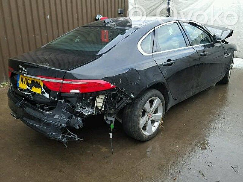 XF XF  DPLA70718CT