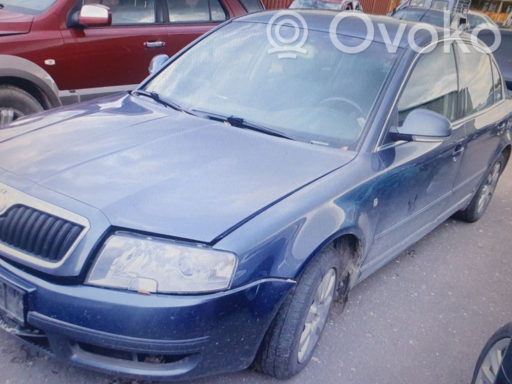 Superb B5 (3U) Superb  3B0941333B
