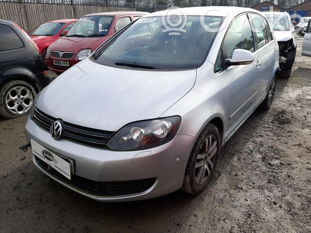 Golf Plus Golf  5M0805588D