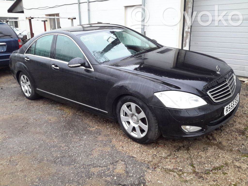 S W221 S-class, AMG (W126, W140, W220, W221, W222)  A6420300372