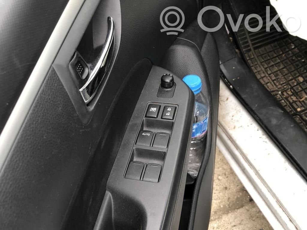 SX4 SX4 S-Cross  6800368L01