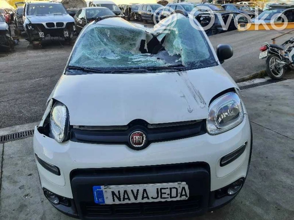 Panda III Panda  46339475
