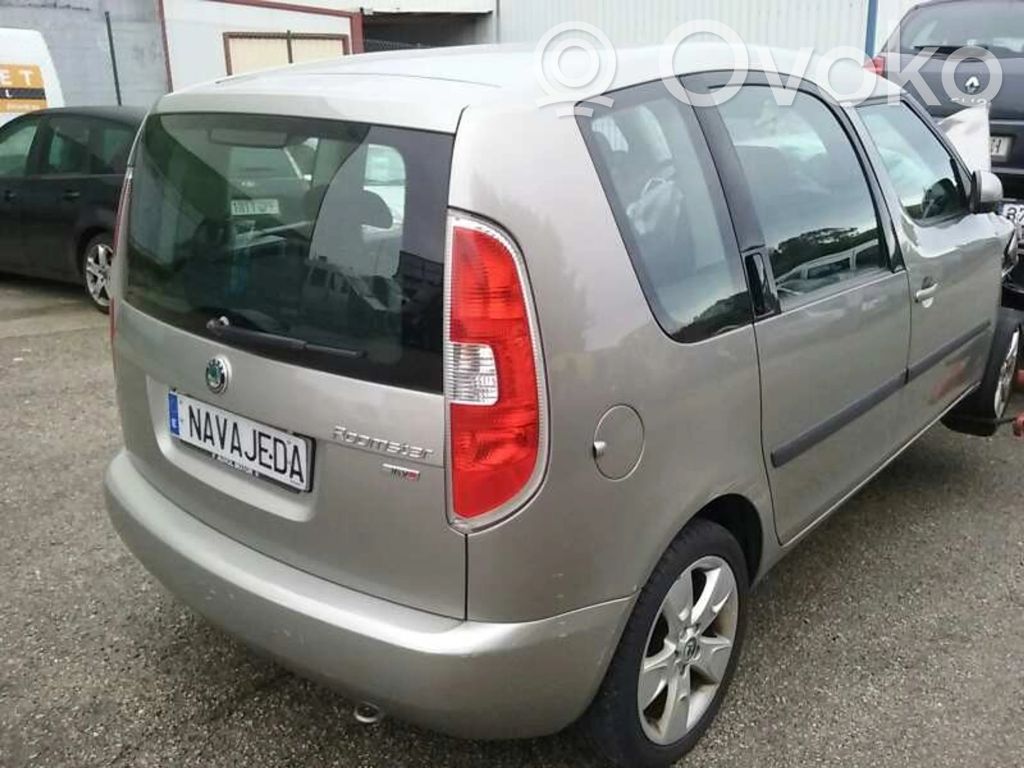 Roomster (5J) Roomster  5J0920810B