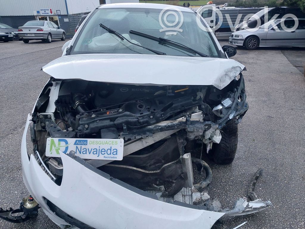 Corsa E Corsa  39047359