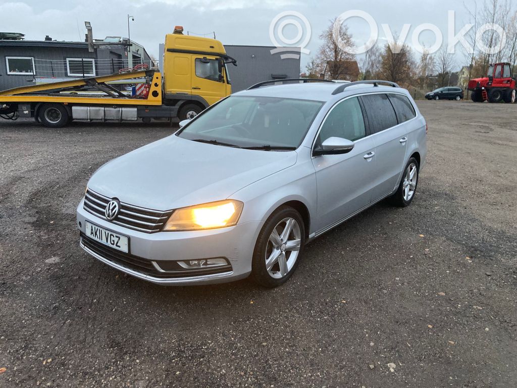 PASSAT B7 Passat  3C8833412A