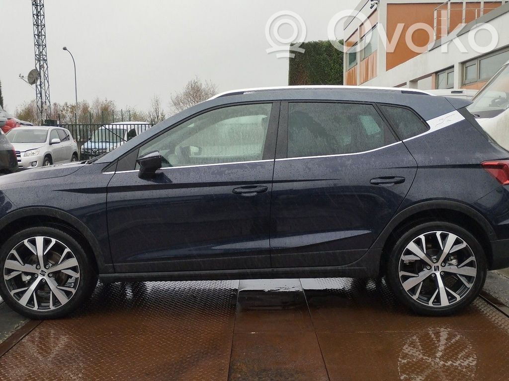 Arona Arona  6F9945307D