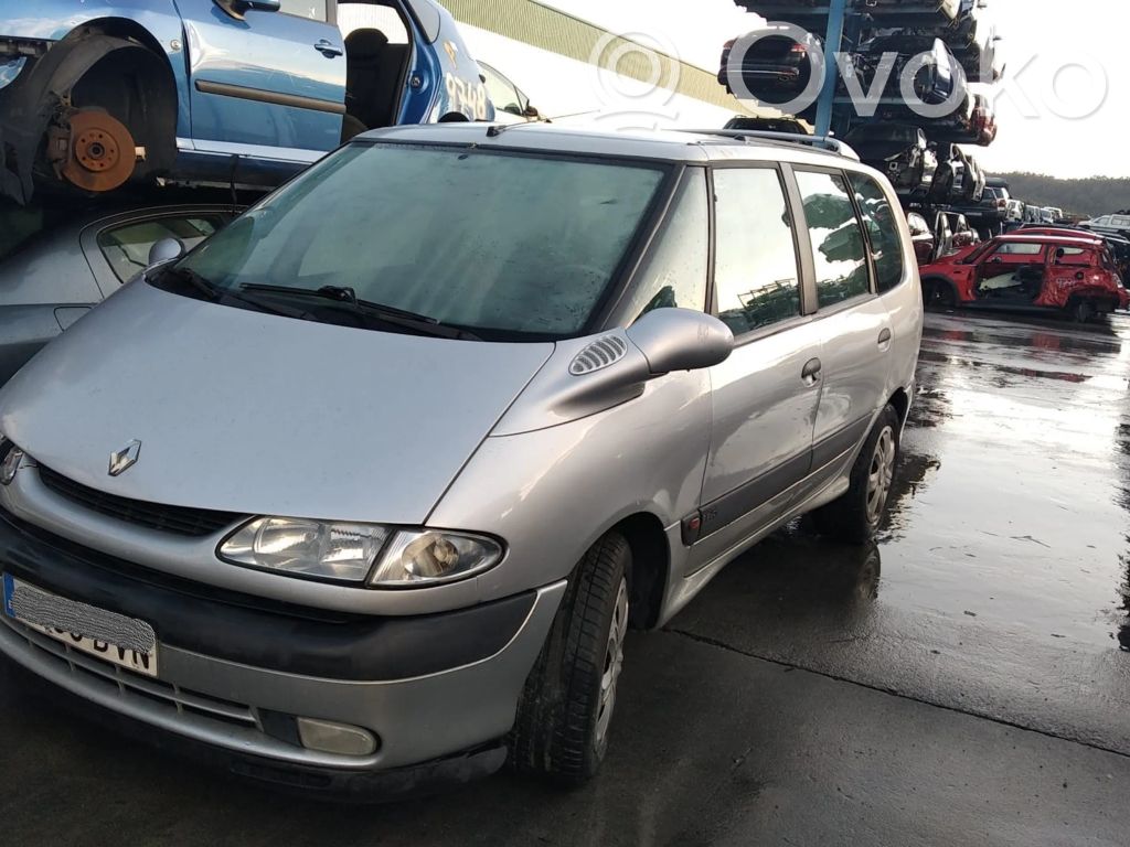 Espace III Espace  7700424595
