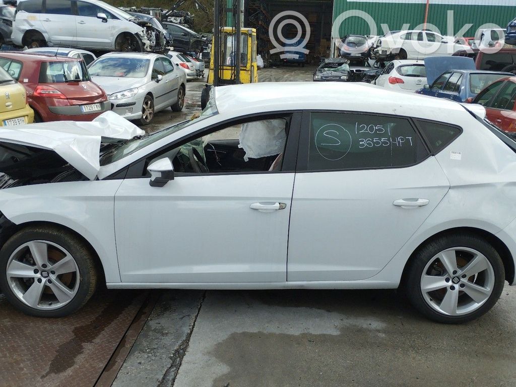 Leon (5F) Leon  5F0953235A