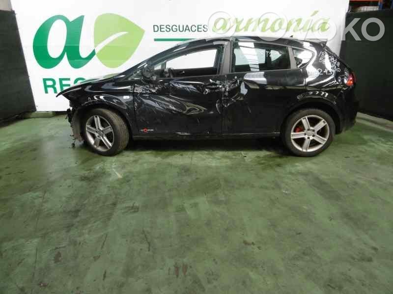 Leon (5F) Leon  0AH911023A