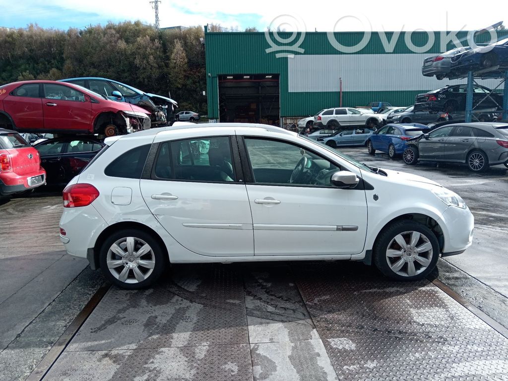 Clio III Clio  214943C