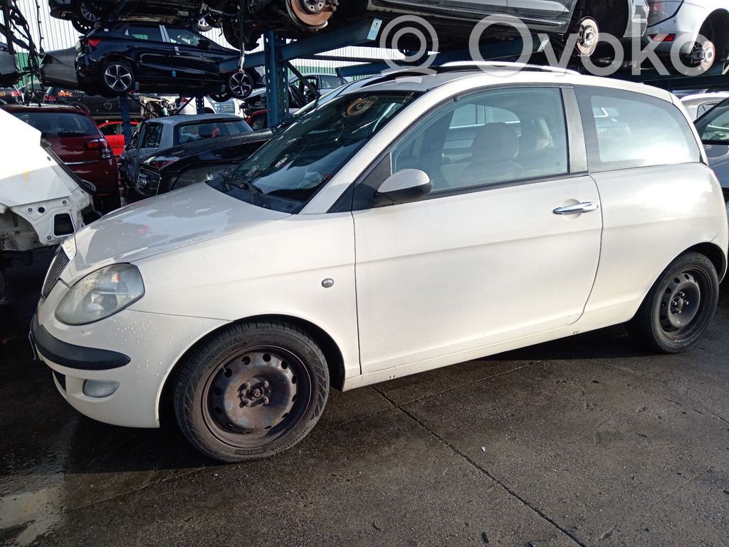 Ypsilon Ypsilon  55195527