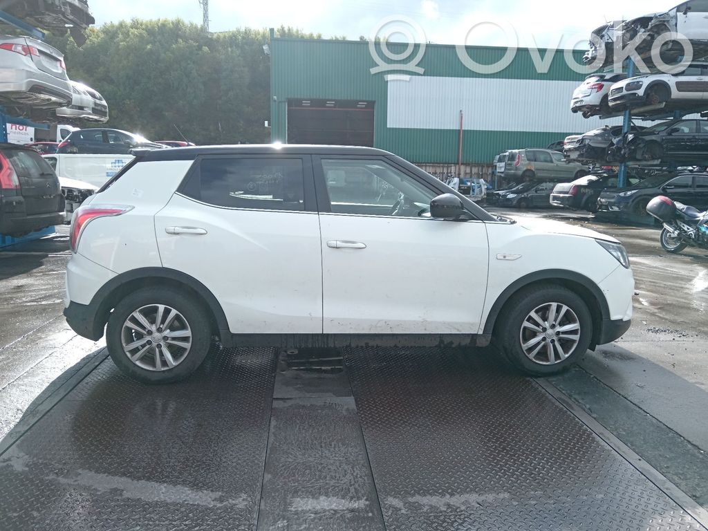 Tivoli Tivoli  6735400032